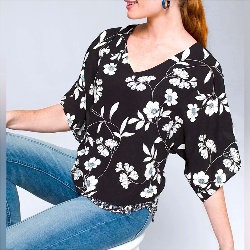 White House Black Market Kimono Sleeve Blouse black & white Size Small